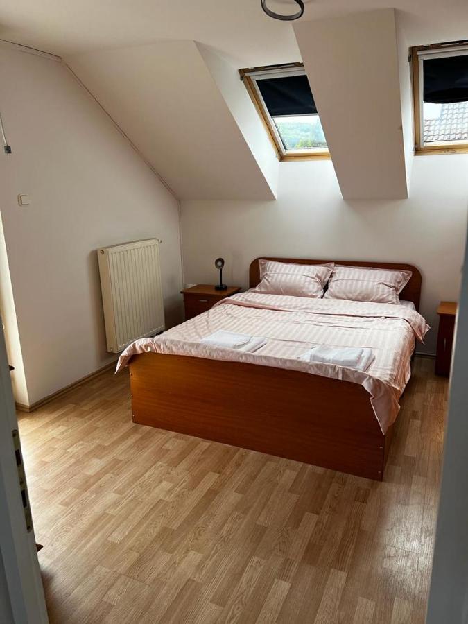 Casa Livezeni Βίλα Livezeni  Εξωτερικό φωτογραφία